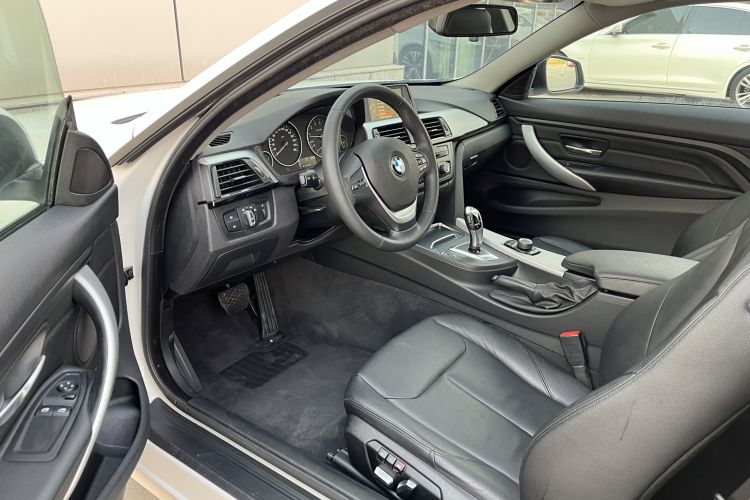 Used BMW 4 Series 2016 420i Fashion Model Left Front Seat