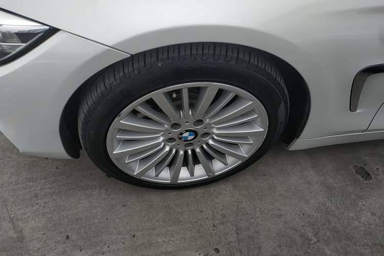 Used BMW 4 Series 2016 430i Design Package Model Left Front Wheel Hub