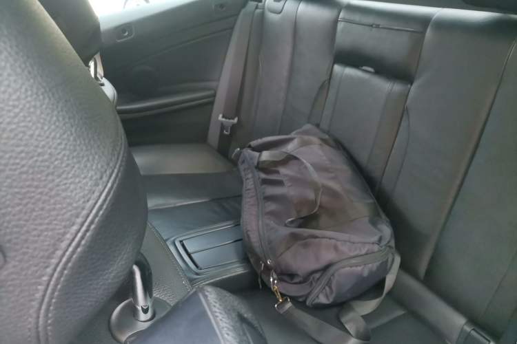 Used BMW 4 Series 2016 420i Convertible Fashion Model Left Rear Seat