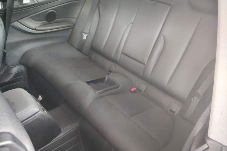 Used BMW 4 Series 2016 420i Fashion Model Left Rear Seat