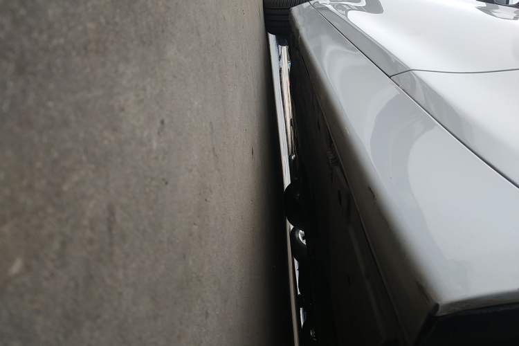 Used BMW 4 Series 2016 430i Design Package Model Left Side Sill