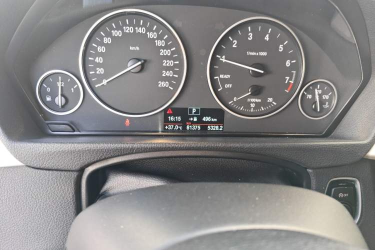 Used BMW 4 Series 2016 420i Gran Coupe Active Edition Odometer Close Up