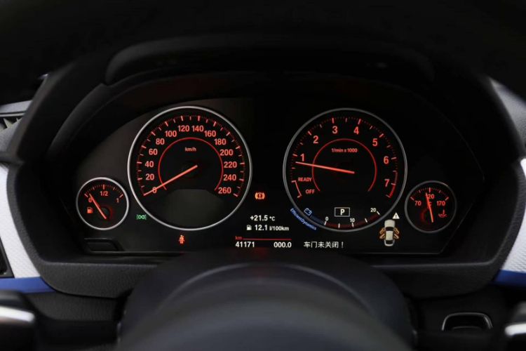 Used BMW 4 Series 2016 430i Gran Coupe M Sport Edition Odometer Close Up
