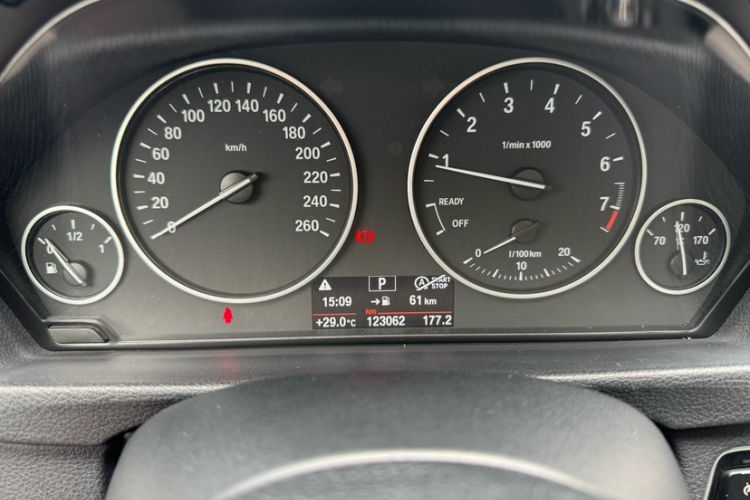 Used BMW 4 Series 2016 420i Gran Coupe Active Edition Odometer Close Up