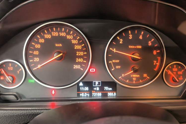 Used BMW 4 Series 2016 420i Gran Coupe Active Edition Odometer Close Up