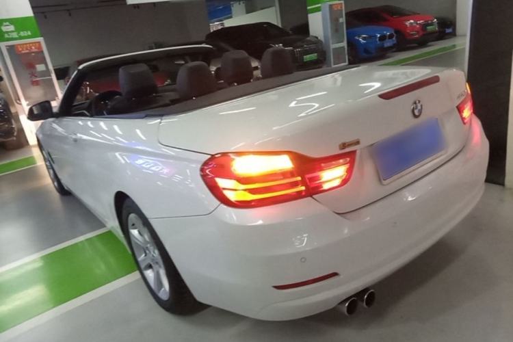 Used BMW 4 Series 2016 420i Convertible Fashion Model Rear Left 45 Deg