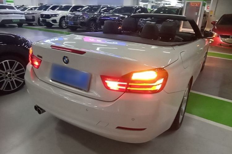 Used BMW 4 Series 2016 420i Convertible Fashion Model Rear Right 45 Deg