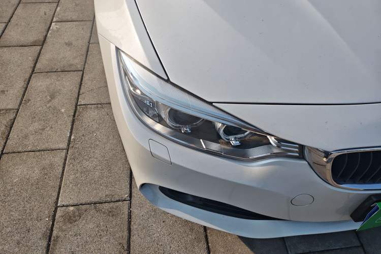 Used BMW 4 Series 2016 420i Convertible Fashion Model Right Front Headlight