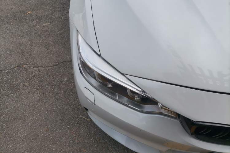 Used BMW 4 Series 2016 420i Convertible Fashion Model Right Front Headlight
