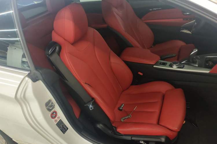 Used BMW 4 Series 2016 430i Convertible Design Package Right Front Seat