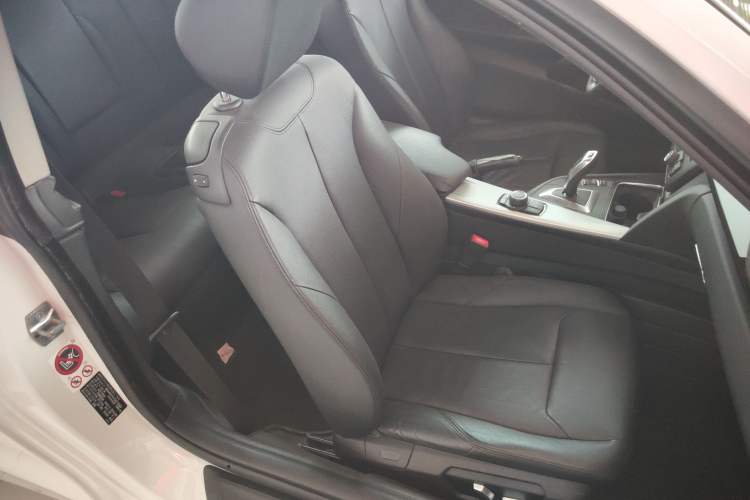 Used BMW 4 Series 2016 420i Fashion Model Right Front Seat