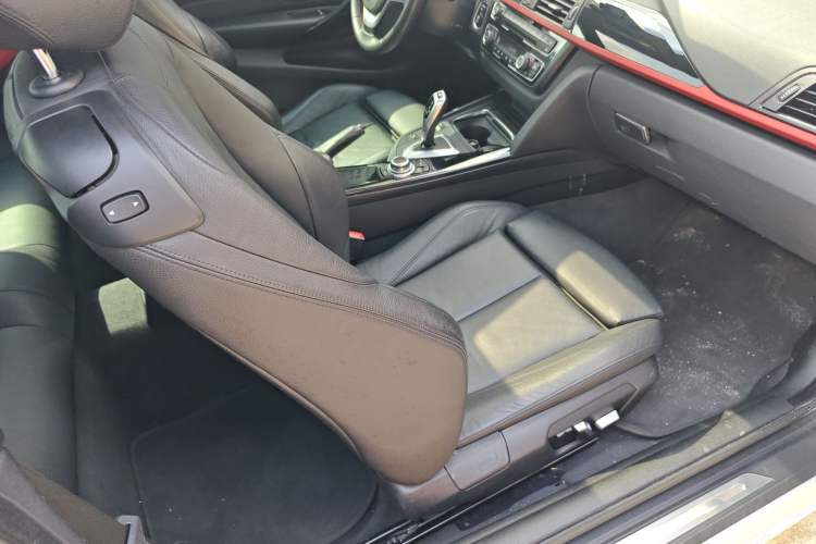 Used BMW 4 Series 2016 420i Design Package Model Right Front Seat