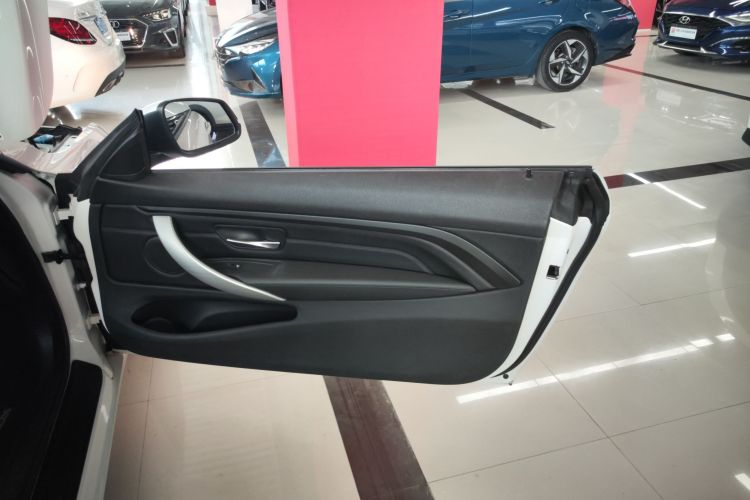 Used BMW 4 Series 2016 420i Fashion Model Right Rear Door Interior