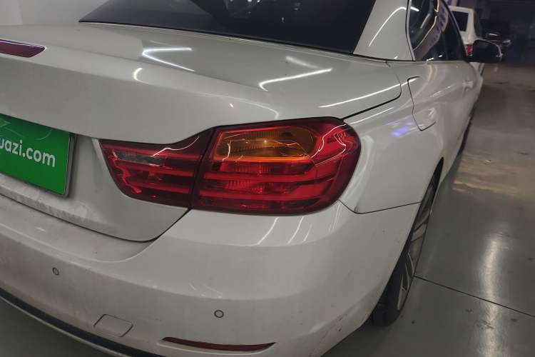 Used BMW 4 Series 2016 430i Convertible Design Package Right Rear Taillight