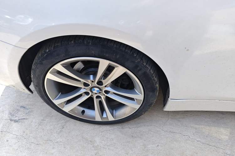 Used BMW 4 Series 2016 420i Design Package Model Right Rear Wheel Hub