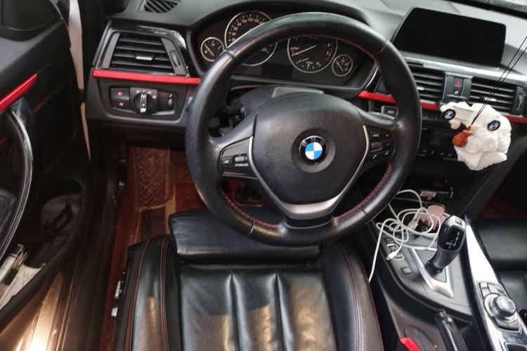 Used BMW 4 Series 2016 420i Convertible Design Package Edition Steering Wheel
