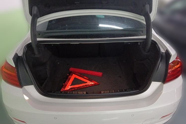 Used BMW 4 Series 2016 420i Fashion Model Trunk