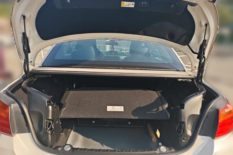 Used BMW 4 Series 2016 420i Convertible Fashion Model Trunk