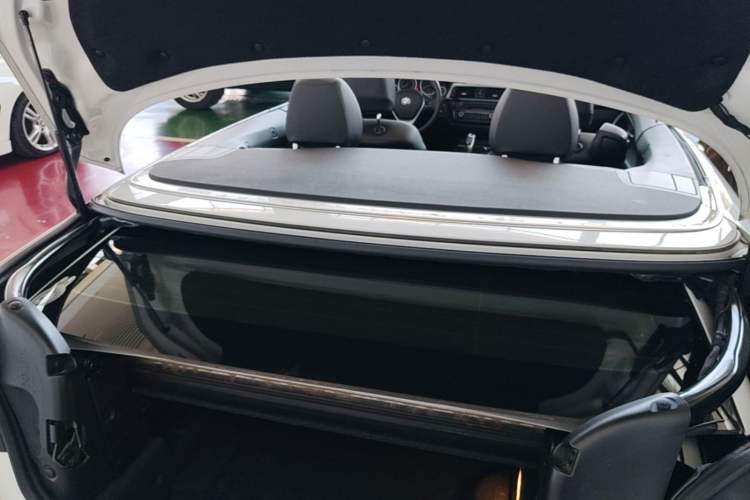 Used BMW 4 Series 2016 420i Convertible Fashion Model Trunk