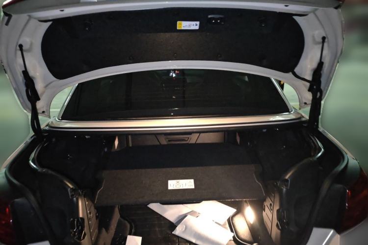 Used BMW 4 Series 2016 420i Convertible Design Package Edition Trunk