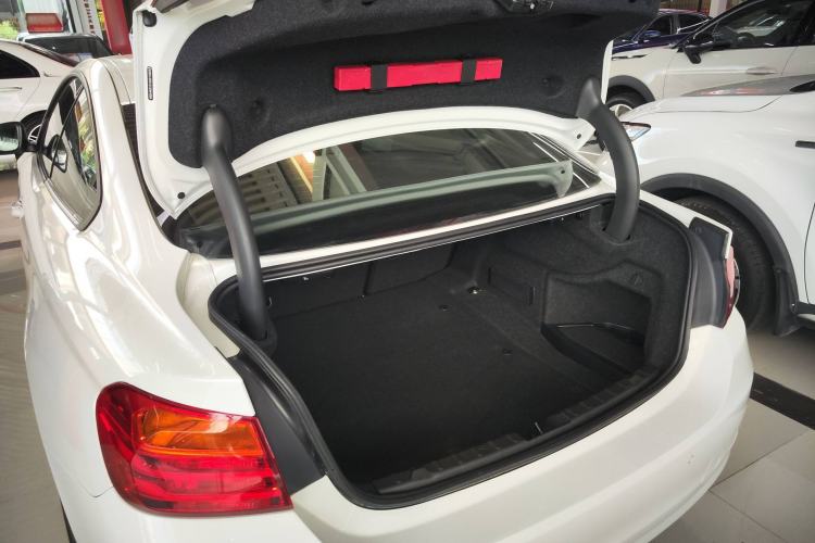 Used BMW 4 Series 2016 420i Fashion Model Trunk