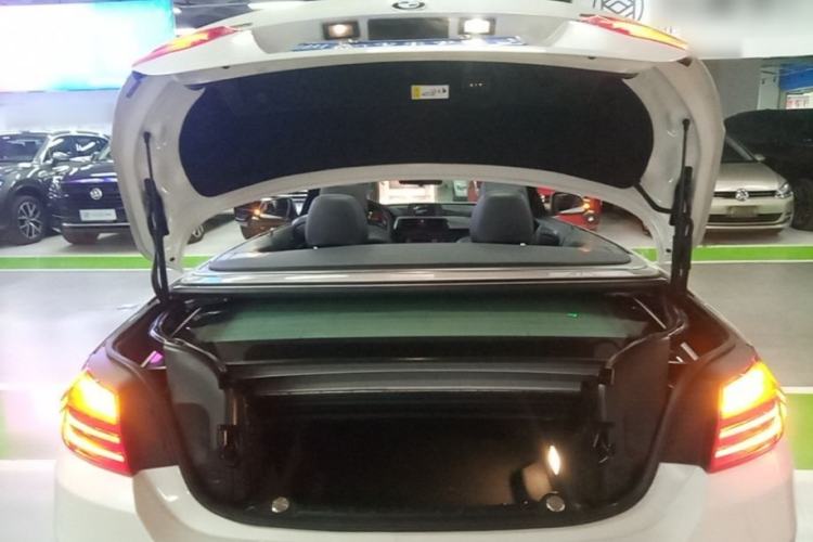 Used BMW 4 Series 2016 420i Convertible Fashion Model Trunk