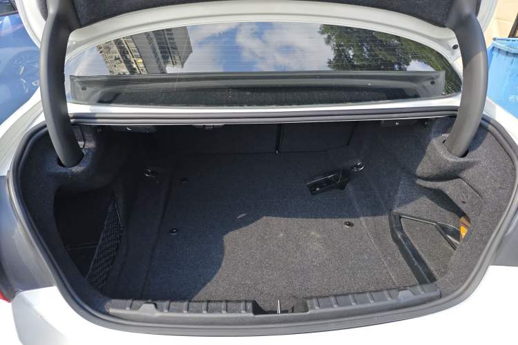 Used BMW 4 Series 2016 420i Design Package Model Trunk