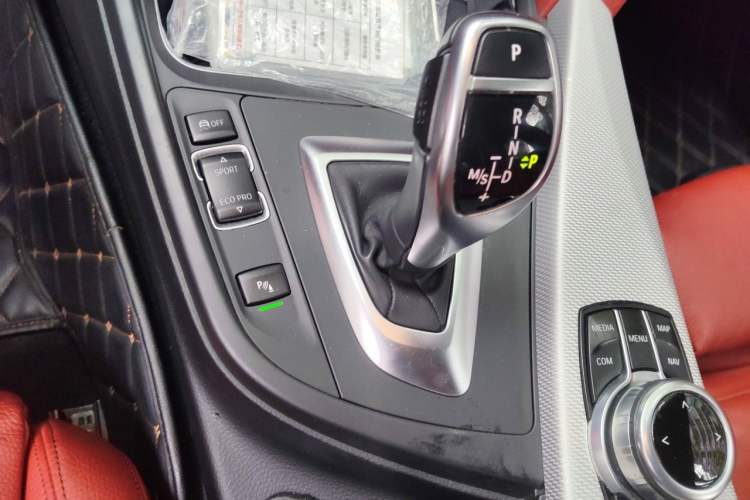 Used BMW 4 Series 2017 425i Gran Coupe Luxury M Sport Package Gear Lever