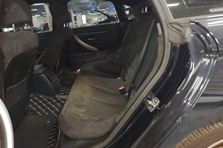 Used BMW 4 Series 2017 425i Gran Coupe Leading Model with M Sport Package Left Rear Seat