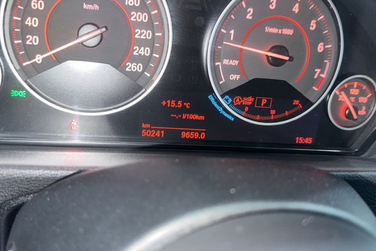 Used BMW 4 Series 2017 425i Gran Coupe Leading Model with M Sport Package Odometer Close Up