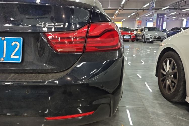 Used BMW 4 Series 2017 425i Gran Coupe Leading Model with M Sport Package Right Rear Taillight