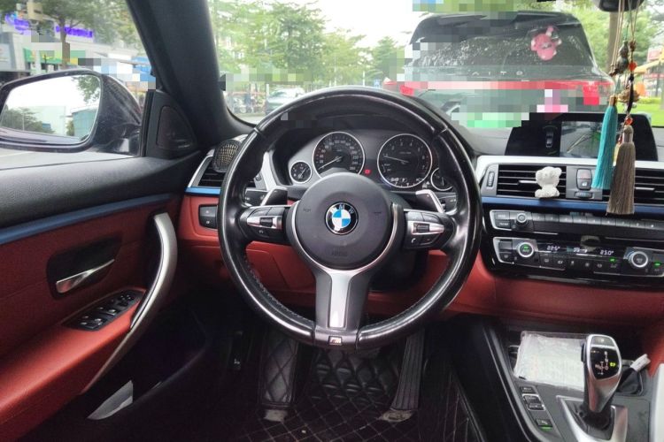 Used BMW 4 Series 2017 425i Gran Coupe Luxury M Sport Package Steering Wheel