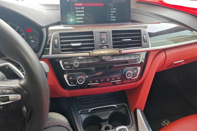 Used BMW 4 Series 2017 430i Convertible M Sport Package Audio And AC Panel