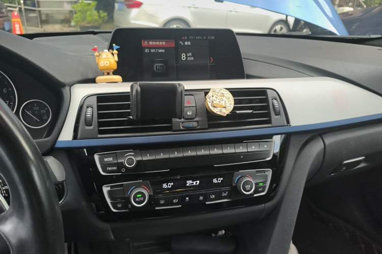 Used BMW 4 Series 2017 425i M Sport Package Audio And AC Panel
