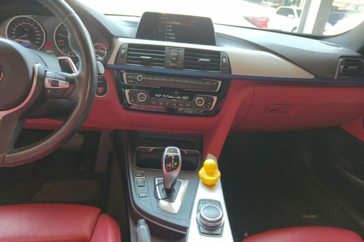 Used BMW 4 Series 2017 425i M Sport Package Audio And AC Panel