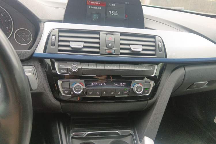 Used BMW 4 Series 2017 425i M Sport Package Audio And AC Panel