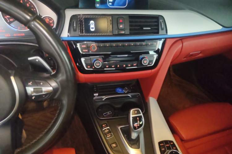 Used BMW 4 Series 2017 425i M Sport Package Audio And AC Panel