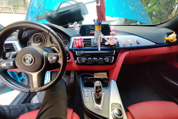 Used BMW 4 Series 2017 425i M Sport Package Center Console