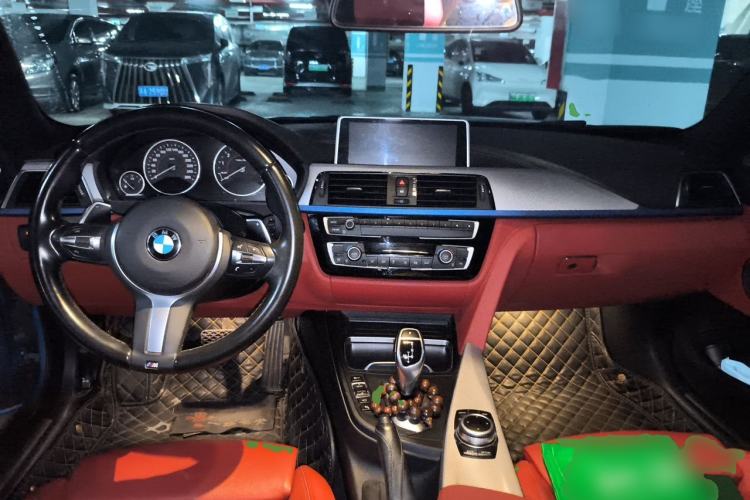 Used BMW 4 Series 2017 425i M Sport Package Center Console