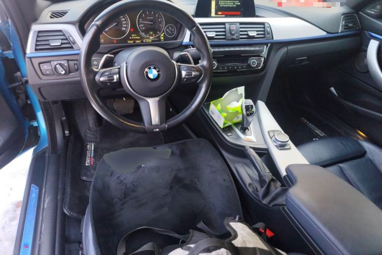Used BMW 4 Series 2017 425i M Sport Package Center Console