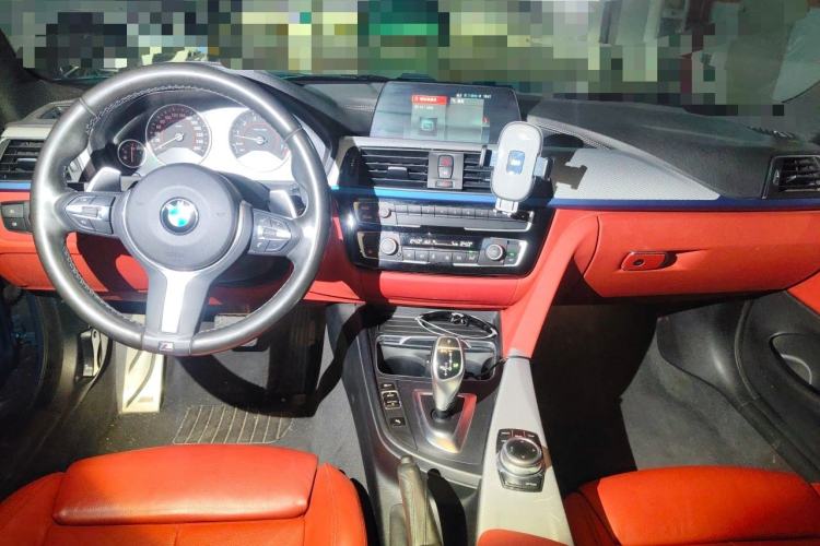 Used BMW 4 Series 2017 425i M Sport Package Center Console