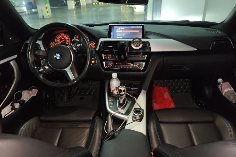 Used BMW 4 Series 2017 425i Gran Coupe Luxury M Sport Package Center Console