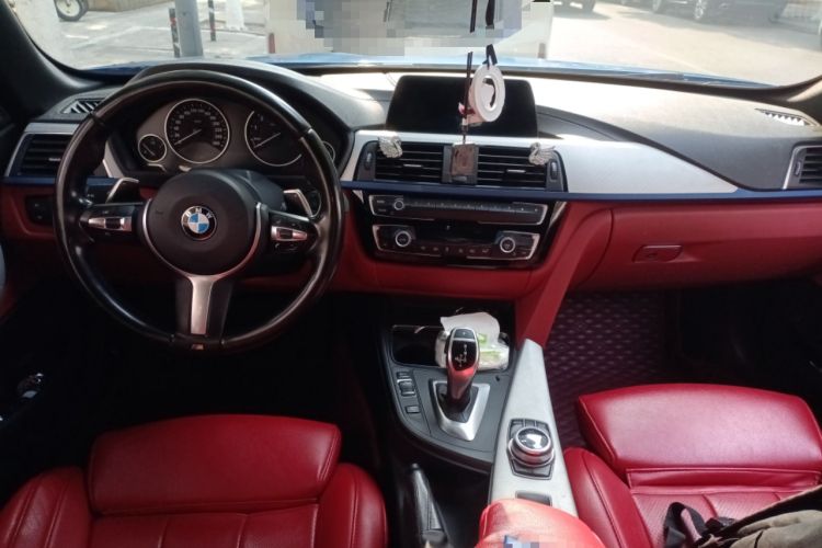 Used BMW 4 Series 2017 425i Convertible M Sport Package Center Console