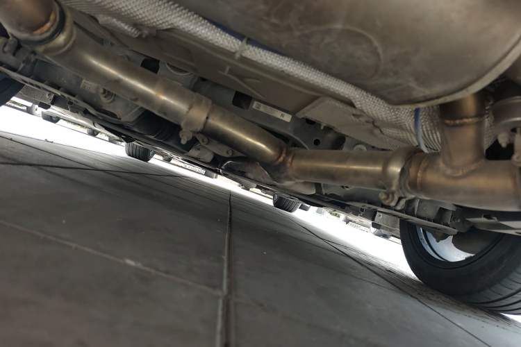 Used BMW 4 Series 2017 425i M Sport Package Chassis Rear