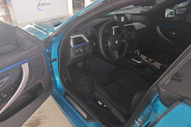 Used BMW 4 Series 2017 425i Gran Coupe Leading Model with M Sport Package Driver Seat