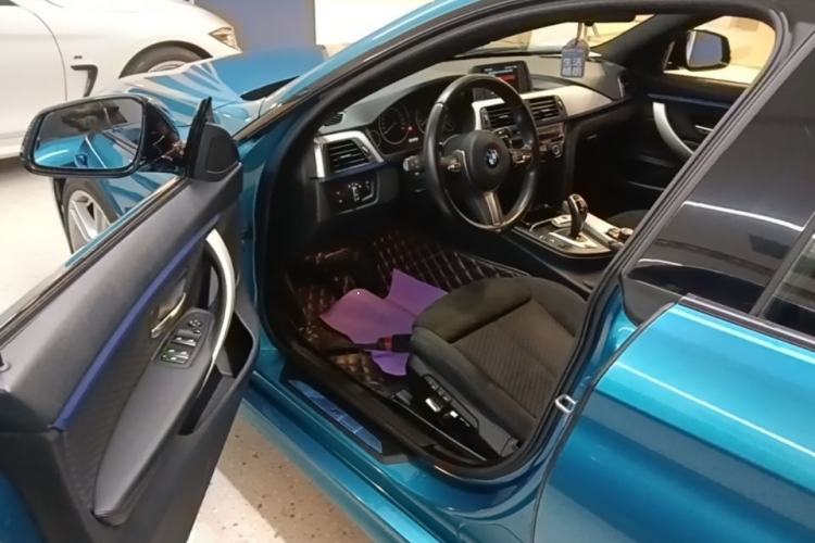 Used BMW 4 Series 2017 425i Gran Coupe Leading Model with M Sport Package Driver Seat