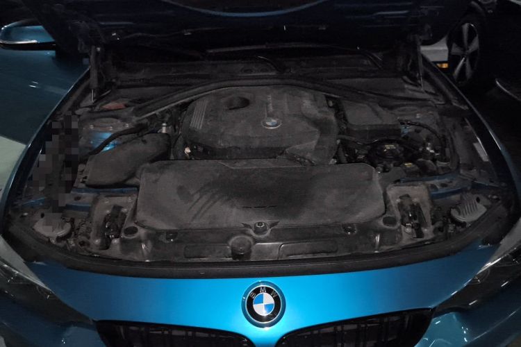 Used BMW 4 Series 2017 425i M Sport Package Engine Bay