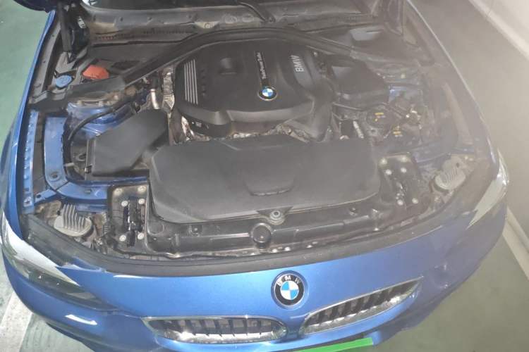 Used BMW 4 Series 2017 425i Gran Coupe Leading Model with M Sport Package Engine Bay
