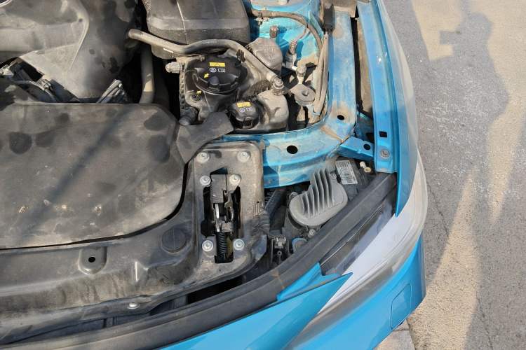 Used BMW 4 Series 2017 425i M Sport Package Engine Bay Left