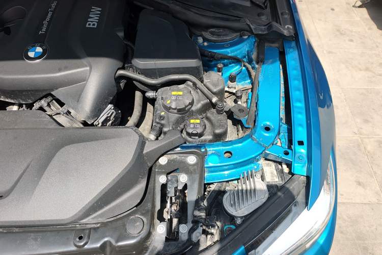 Used BMW 4 Series 2017 425i M Sport Package Engine Bay Left